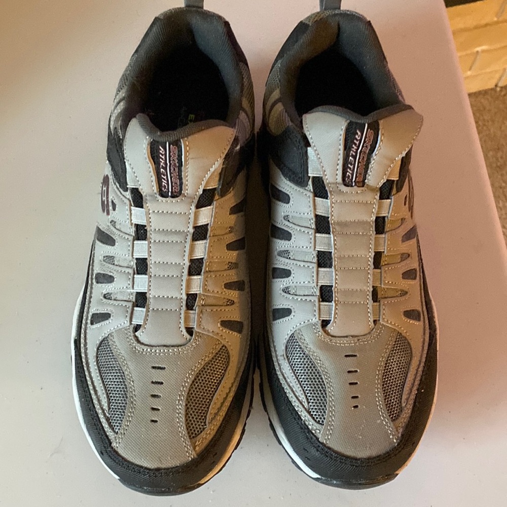 NWOB, Skechers, size 12 extra wide fit, gray/black color